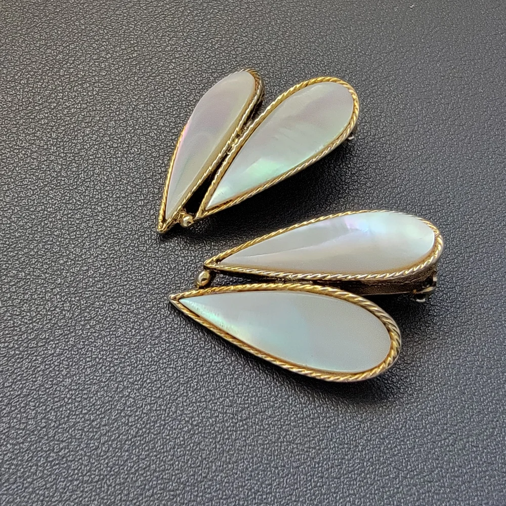 Vintage Mother of Pearl Teardrop Clip-On Earrings – Iridescent Double Drop, Gold